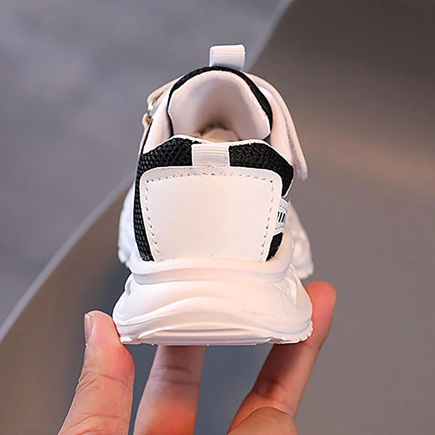 Baby Infant Leather Mesh Lights up Sneakers Hook Loop First Walking Non Slip Glitter Sport Shoes Toddler Breathable
