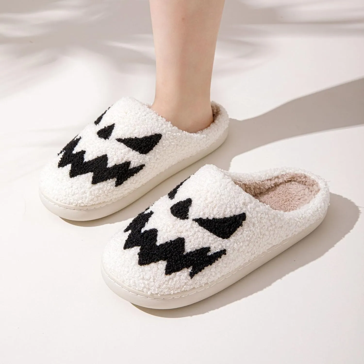 House Slippers for Women Plush Warm Slippers House Shoes Indoor Outdoor Fuzzy Slippers Slippers for Women Winter