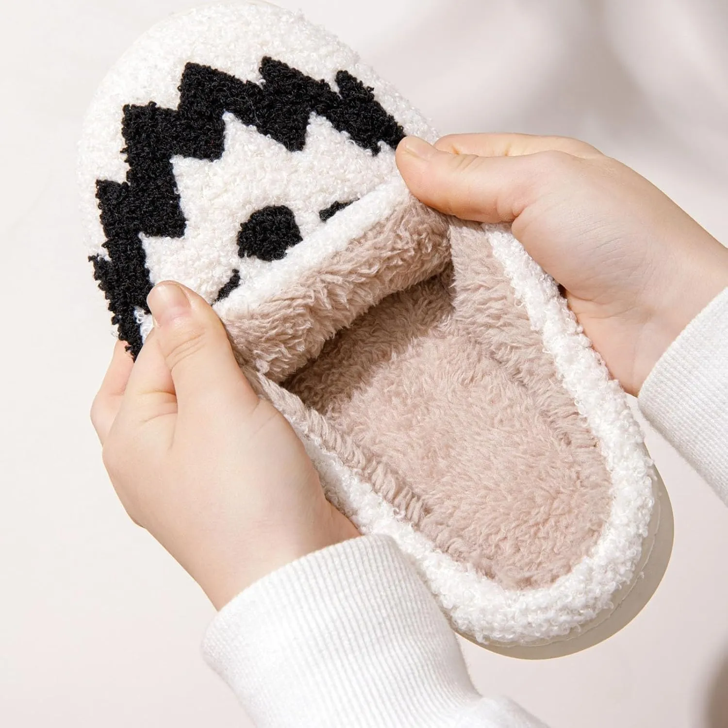 House Slippers for Women Plush Warm Slippers House Shoes Indoor Outdoor Fuzzy Slippers Slippers for Women Winter