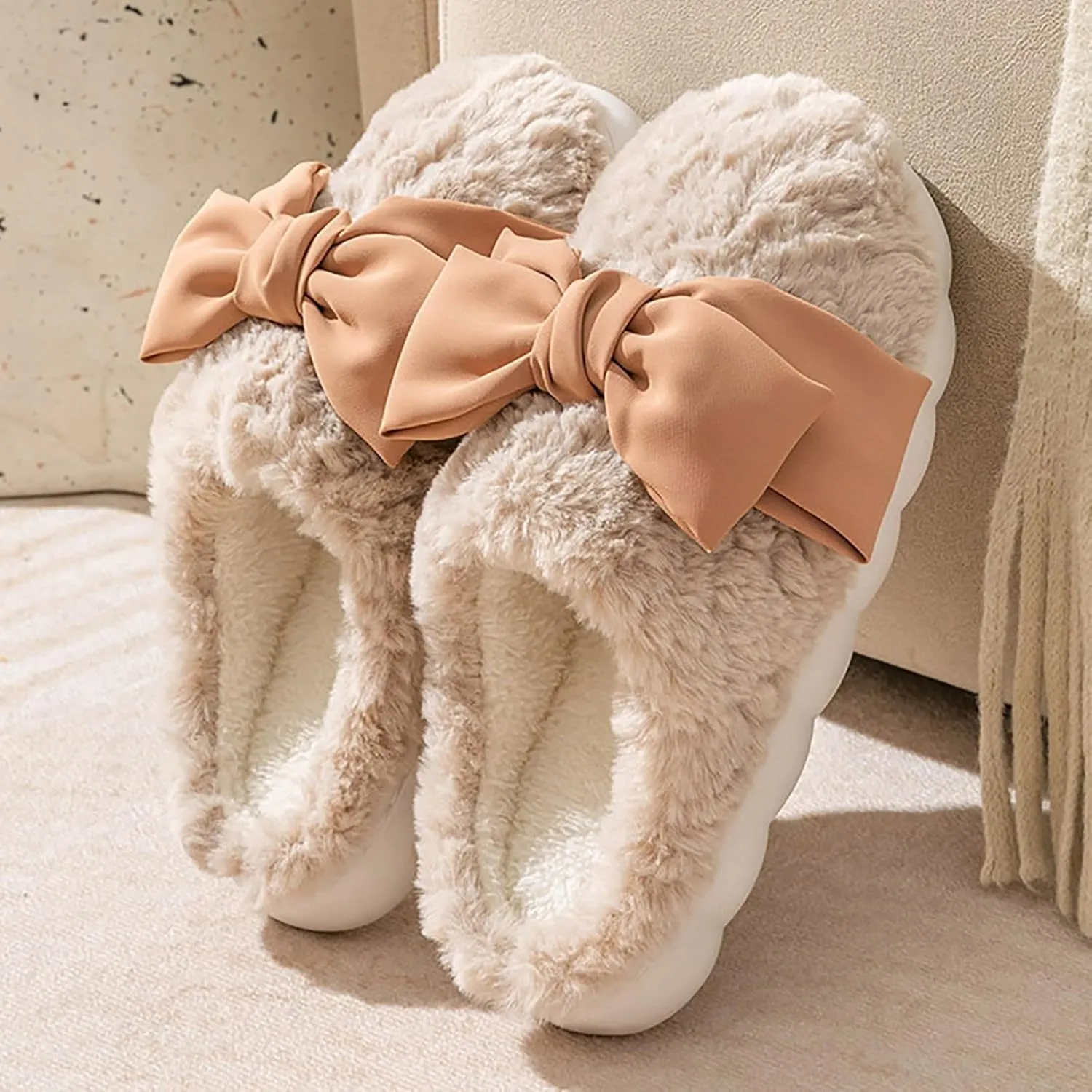 Slippers for Women Slip on Faux Fur Shoes Warm Winter Fluffy Comfy Slippers Fluffy Slide Sandals Indoor House Shoes
