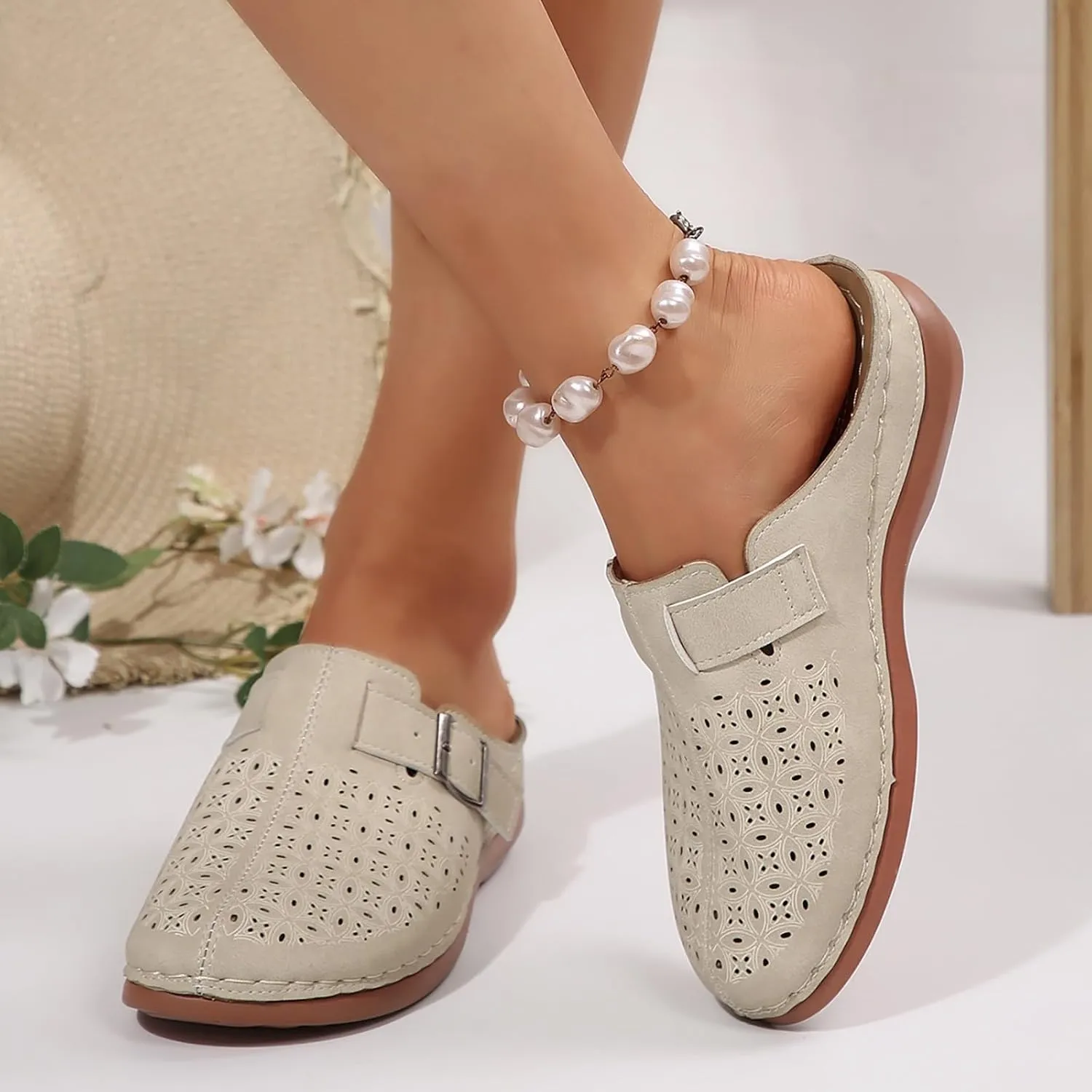Summer Clogs for Women 2025 Mules Slip on Closed Toe Sandals Women Comfortable Arch Support Closed Toe Sandals Walking Wedge Clogs Backless Low Wedge Slip on Shoes 2025