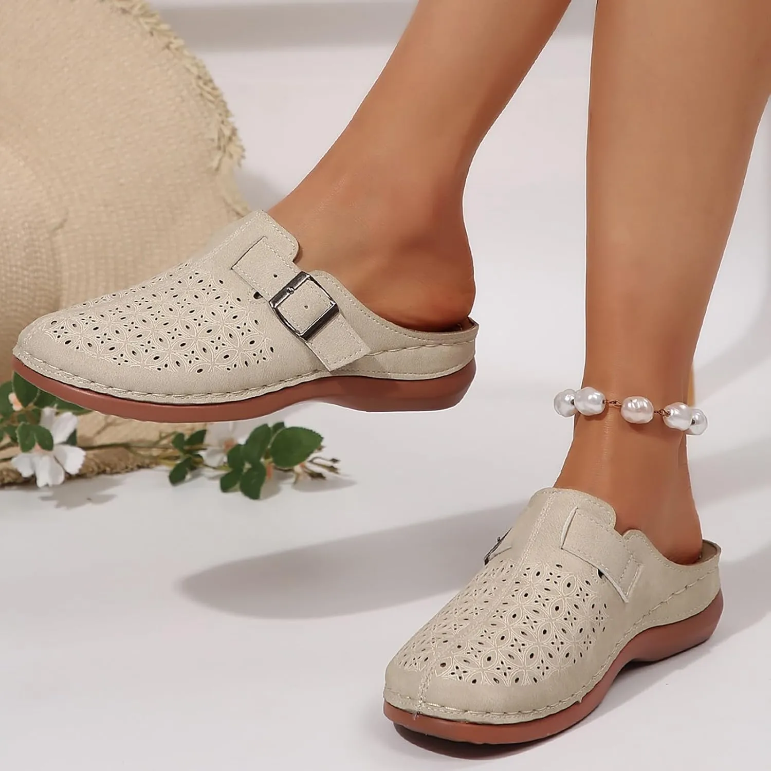 Summer Clogs for Women 2025 Mules Slip on Closed Toe Sandals Women Comfortable Arch Support Closed Toe Sandals Walking Wedge Clogs Backless Low Wedge Slip on Shoes 2025