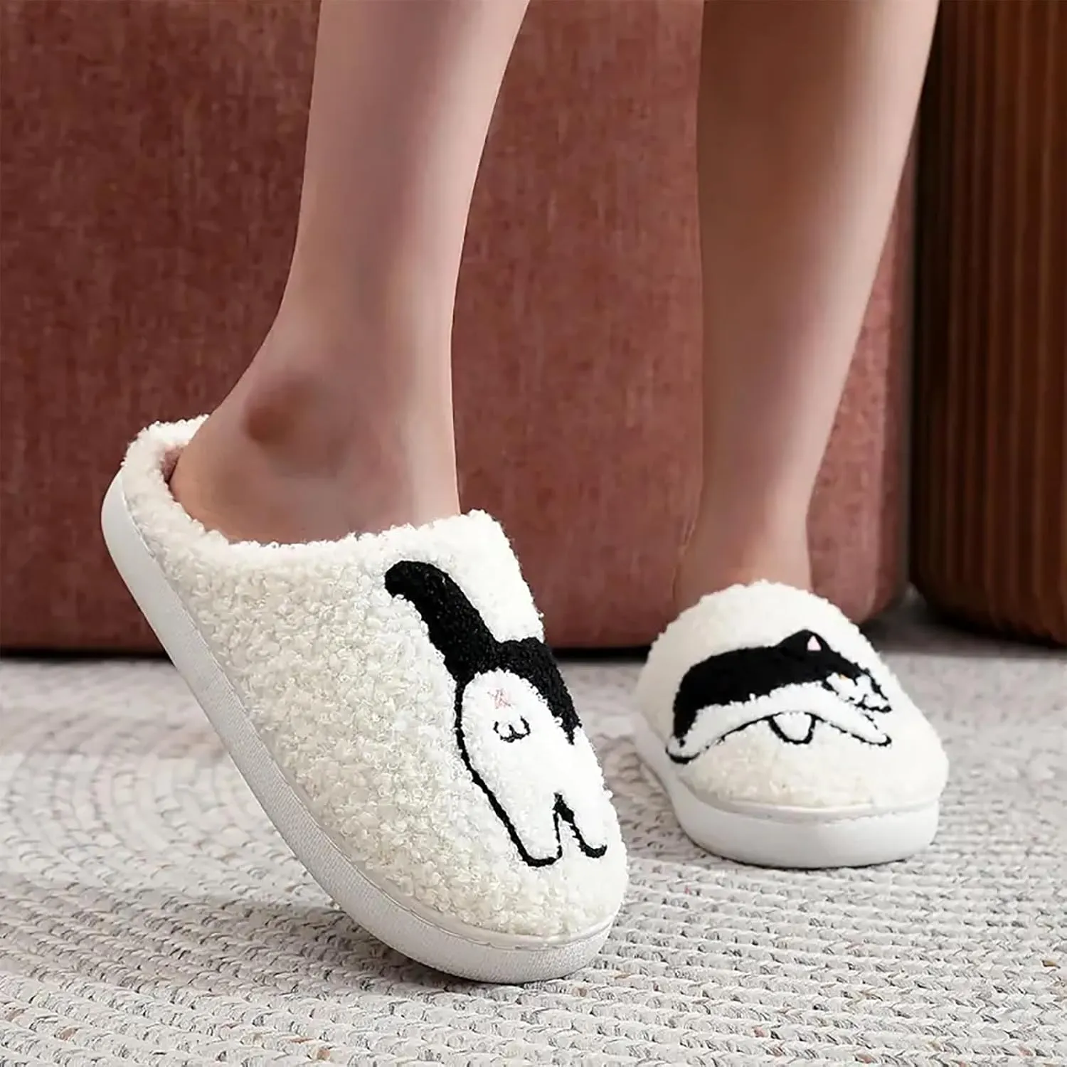 Women's Men's Cute Frog Slippers Fuzzy Memory Foam Kawaii Cartoon Animal Slippers Winter Warm Fluffy Shoes